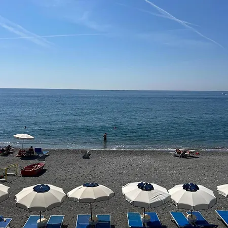 Cavi 1840 Fronte Mare Apartment