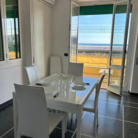 Cavi 1840 Fronte Mare Apartment